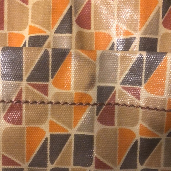 Fossil Key-Per Geometric Pattern Crossbody Bag - Picture 10 of 10